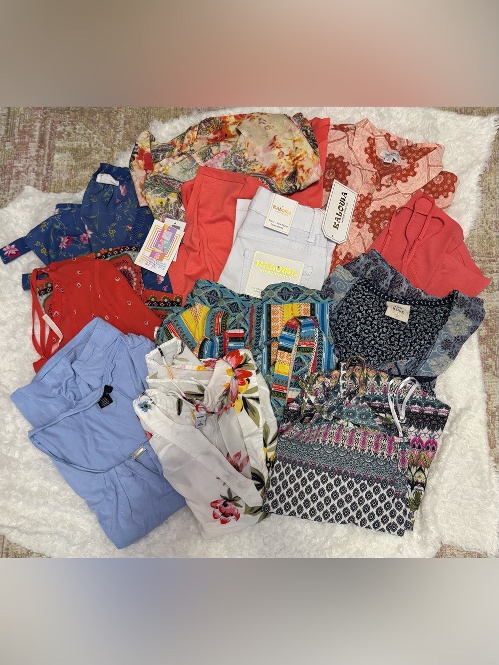 BUNDLE - Assorted Women's Tops - Multicolor Floral & Print Mix